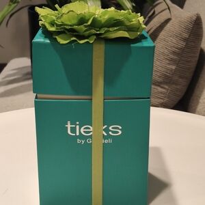 Tieks Obsidian Black Flats, Size 9